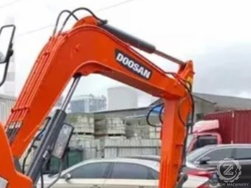 Mini Wheel Used Doosan Excavator DX60W-9C Second Hand 5700KG