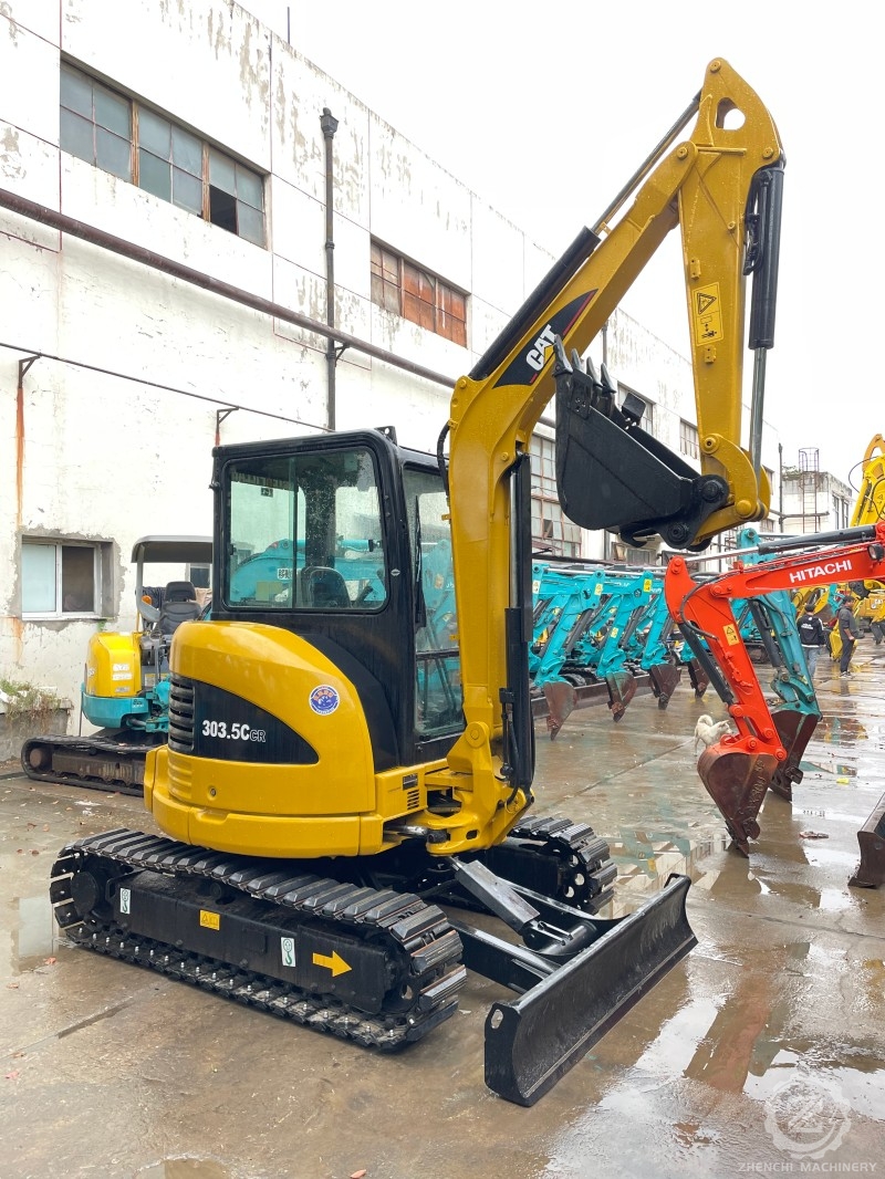 Hot Market Sale Originally Japan Brand CAT 303.5 Crawler Used Excavator3.5 Ton Mini Excavator With Cheap Price