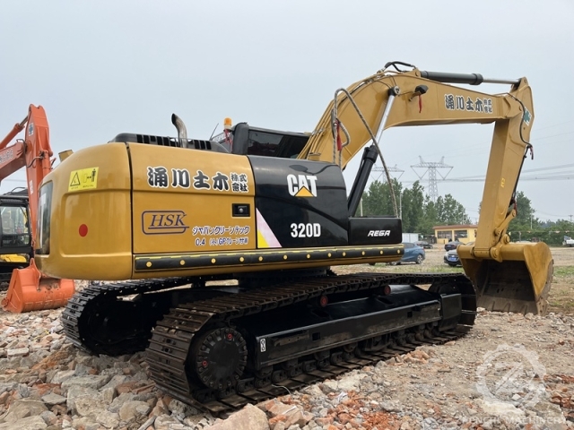 20 Ton Used CAT Excavator 320D Repossessed Earthmoving Equipment