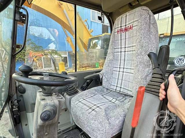 Original Hyundai R60w-7 Pre Owned Mini Excavator Used Wheel Digger 6 Ton