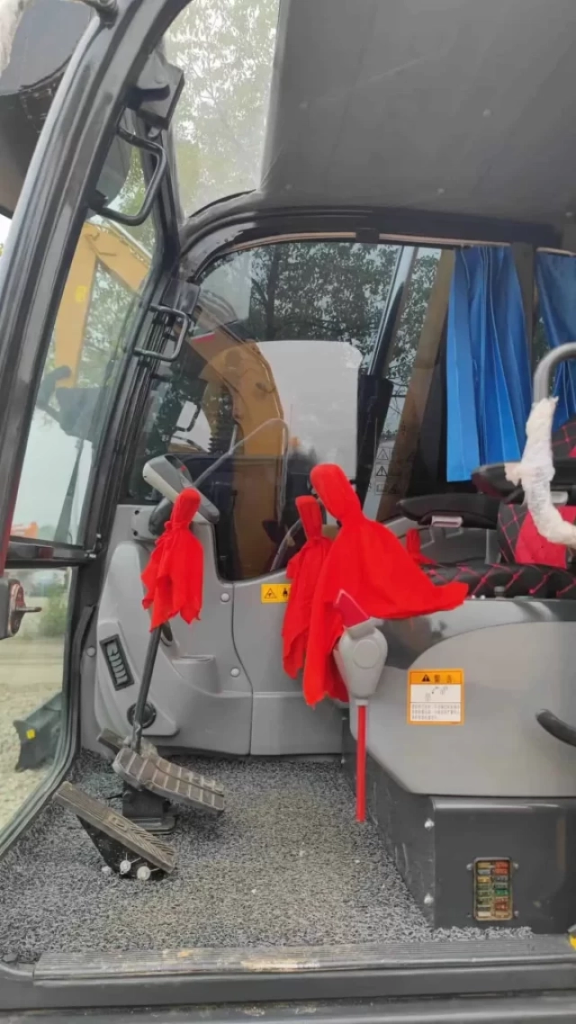 Used 8.5ton XCMG 85D Mini EXCAVATOR